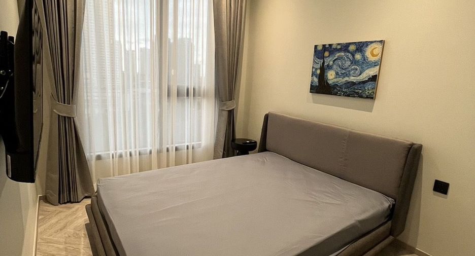 For rent 2 bedrooms condo in Khlong San, Bangkok