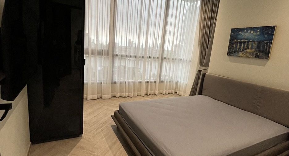 For rent 2 bedrooms condo in Khlong San, Bangkok