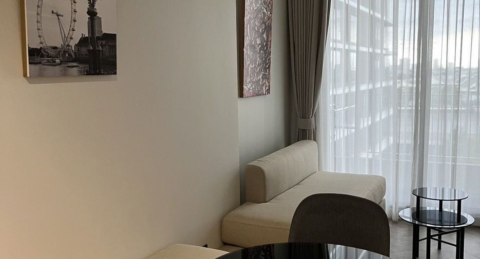For rent 2 bedrooms condo in Khlong San, Bangkok