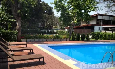 For rent 2 bedrooms apartment in Watthana, Bangkok