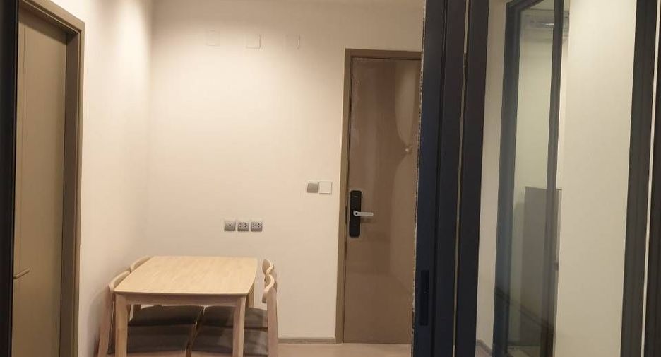 Wohnung zur Miete mit 1 Zimmer in Huai Khwang, Bangkok