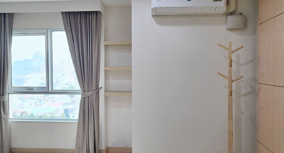 Wohnung zur Miete mit 1 Zimmer in Huai Khwang, Bangkok