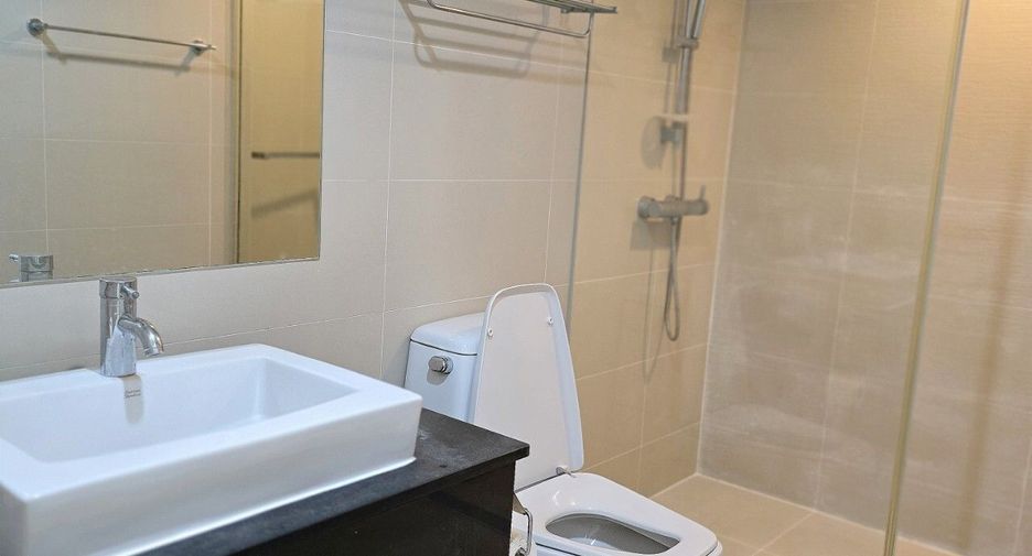 Wohnung zur Miete mit 1 Zimmer in Huai Khwang, Bangkok