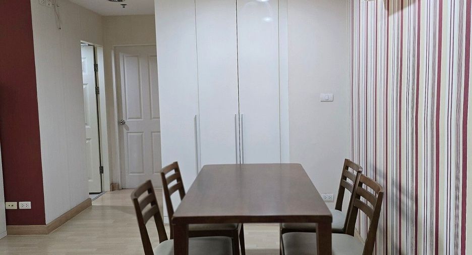 Wohnung zur Miete mit 1 Zimmer in Huai Khwang, Bangkok