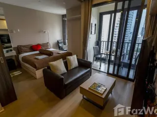 À louer studio condo à Khlong Toei, Bangkok