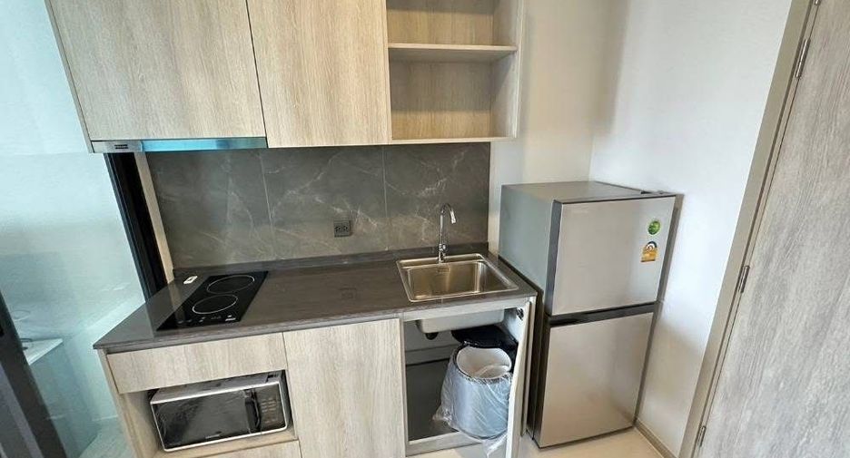For rent studio condo in Watthana, Bangkok