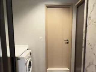 For rent 1 bed condo in Thon Buri, Bangkok