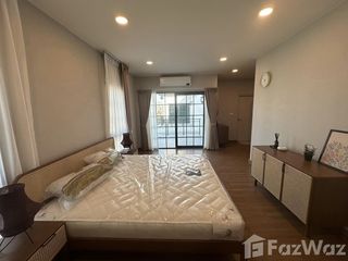 Casa en alquiler de 4 habitaciones en Bang Phli, Samut Prakan