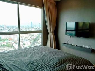 Condo en alquiler de 2 habitaciones en Yan Nawa, Bangkok