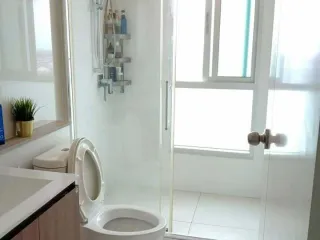 Condo en alquiler de 2 habitaciones en Yan Nawa, Bangkok