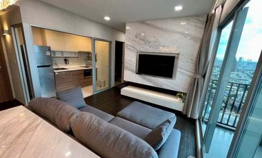 For rent 2 bedrooms condo in Yan Nawa, Bangkok