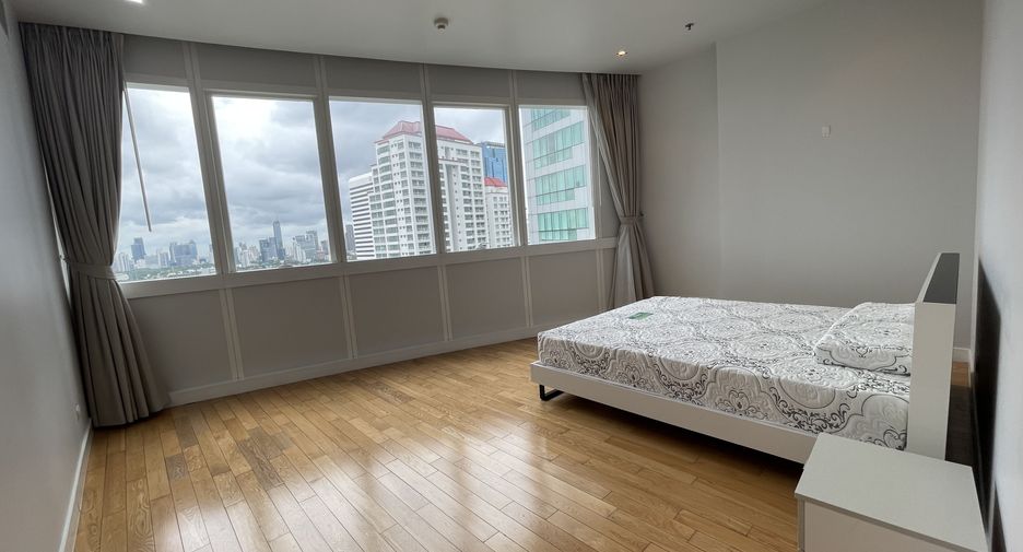 Wohnung zur Miete mit 3 Zimmer in Khlong Toei, Bangkok