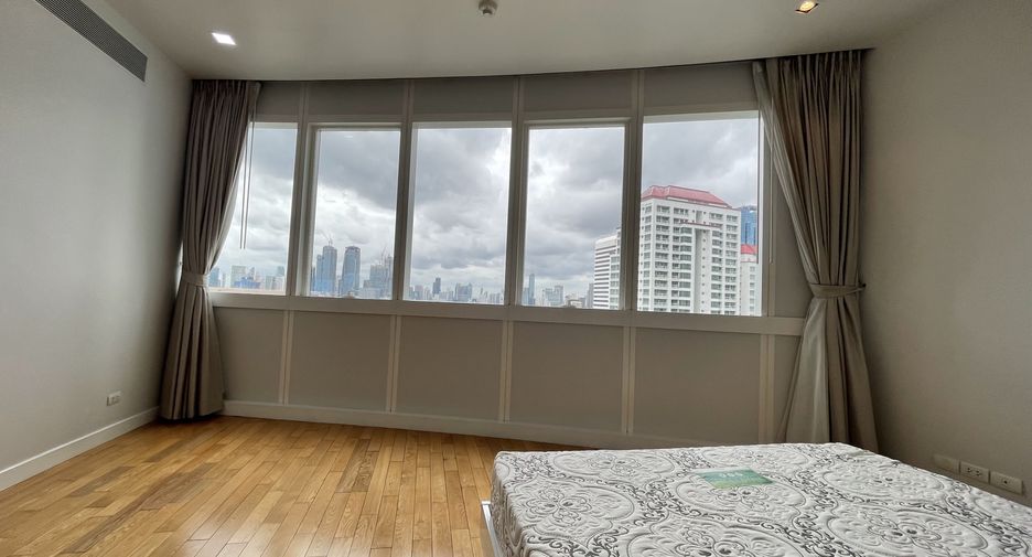 Wohnung zur Miete mit 3 Zimmer in Khlong Toei, Bangkok