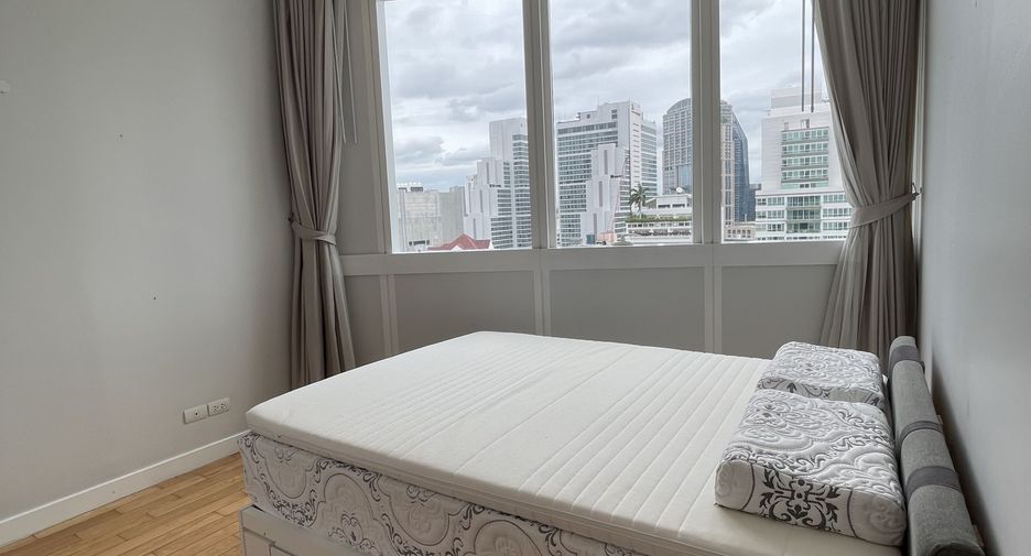 Wohnung zur Miete mit 3 Zimmer in Khlong Toei, Bangkok