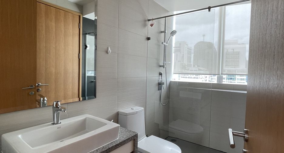 Wohnung zur Miete mit 3 Zimmer in Khlong Toei, Bangkok