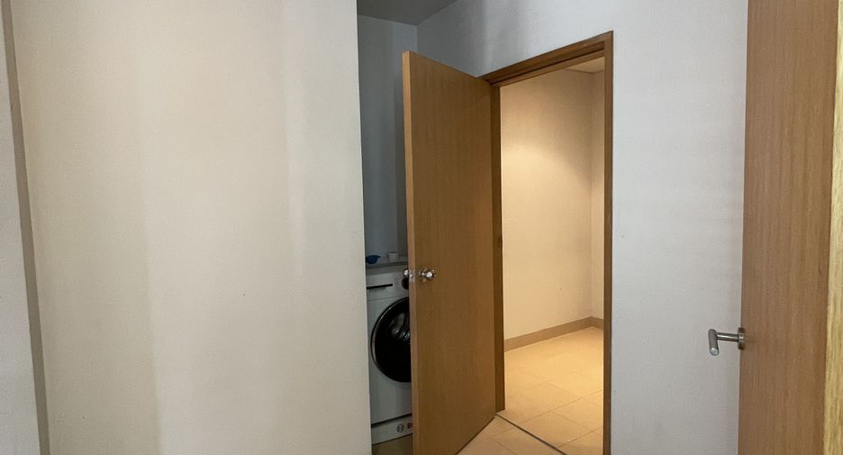 Wohnung zur Miete mit 3 Zimmer in Khlong Toei, Bangkok