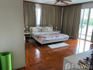 À louer 3 chambres appartement à Khlong Toei, Bangkok