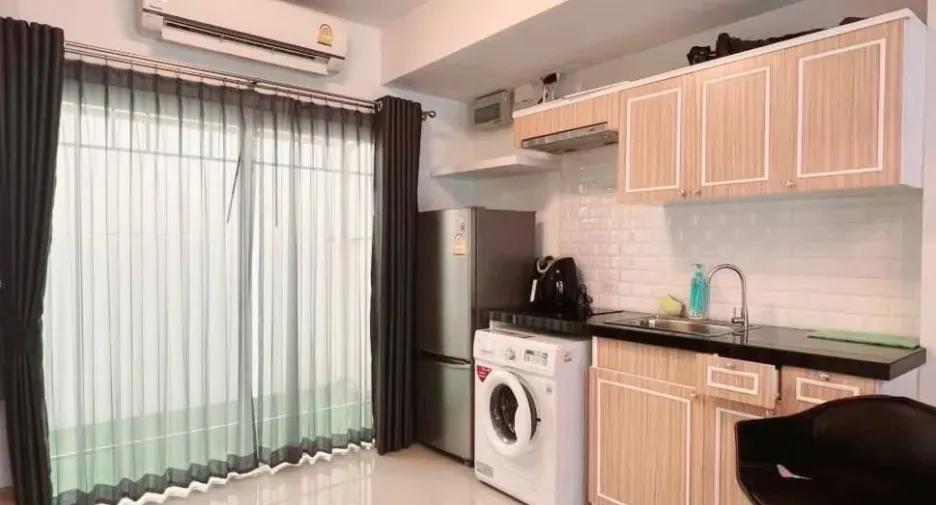 Haus zur Miete mit 2 Zimmer in Bang Phli, Samut Prakan