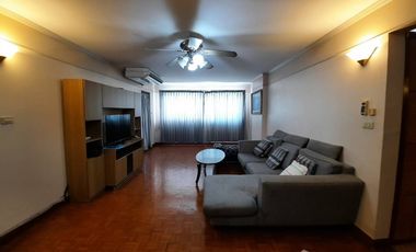 For rent 3 bedrooms condo in Phra Khanong, Bangkok