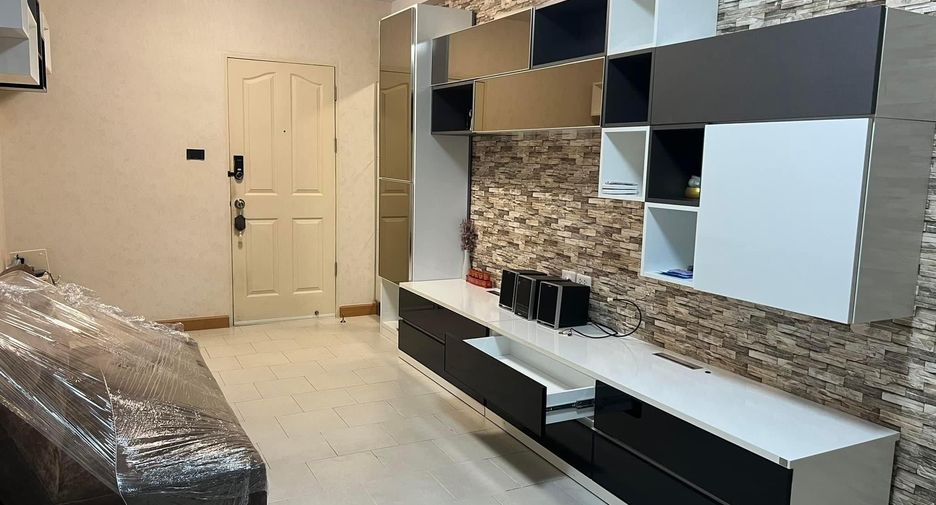 For rent 1 bed condo in Huai Khwang, Bangkok