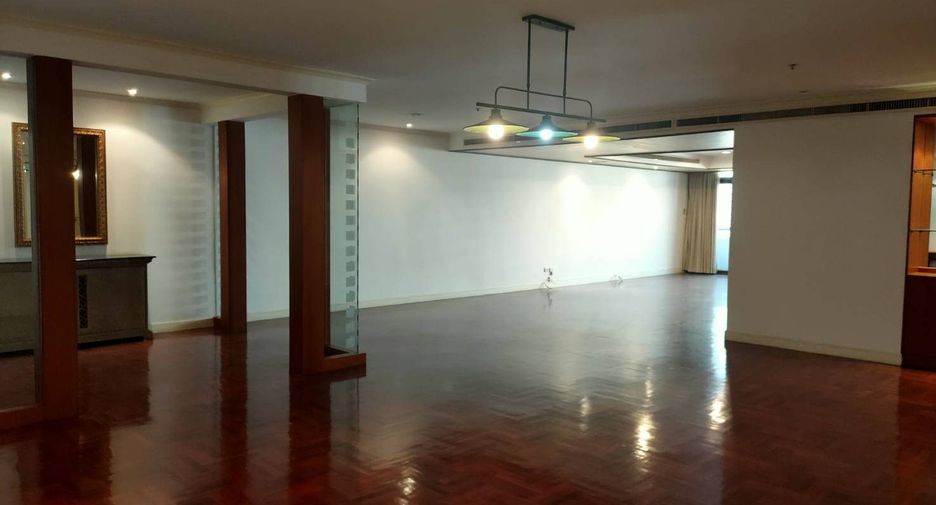 出租 3 卧室 公寓 在 Watthana, 曼谷