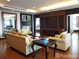 Condo en alquiler de 3 habitaciones en Sathon, Bangkok
