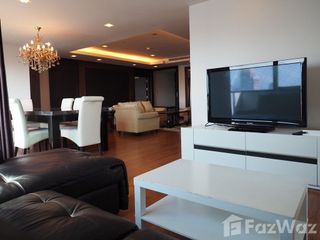 Condo en alquiler de 3 habitaciones en Sathon, Bangkok