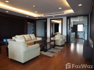 Condo en alquiler de 3 habitaciones en Sathon, Bangkok