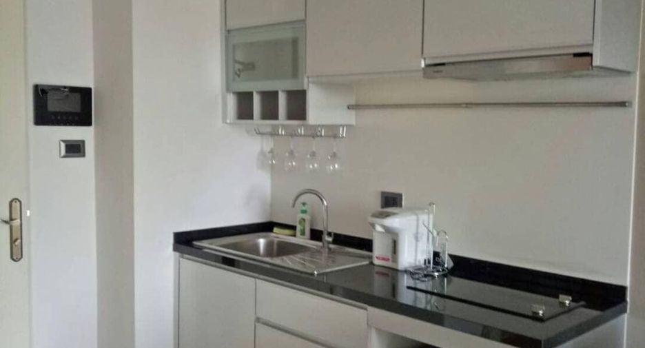 Condo en alquiler de 1 habitaciones en Huai Khwang, Bangkok