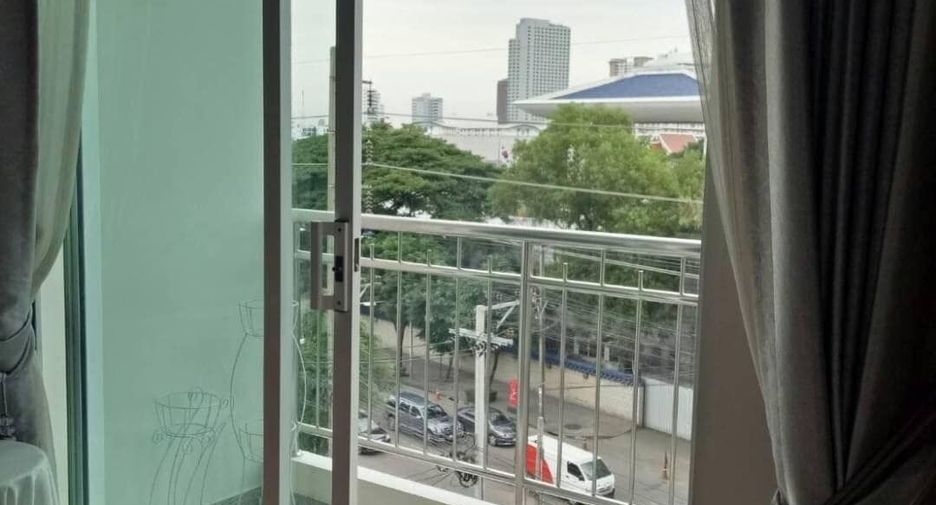 Condo en alquiler de 1 habitaciones en Huai Khwang, Bangkok