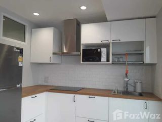 For rent 3 bedrooms townhouse in Yan Nawa, Bangkok