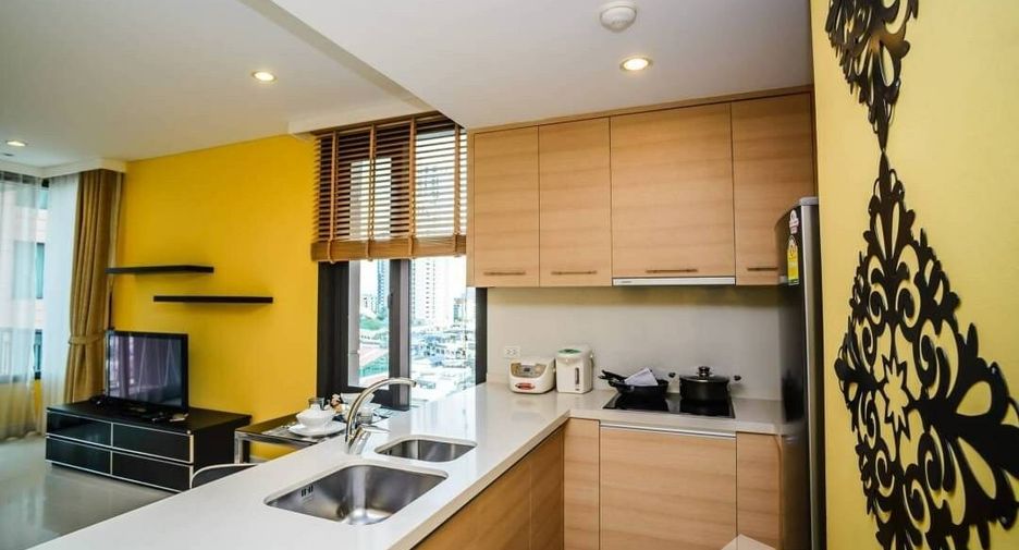 Wohnung zur Miete mit 2 Zimmer in Khlong Toei, Bangkok