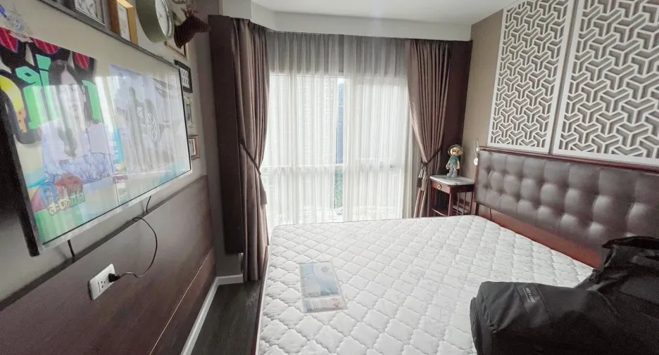À louer 1 chambre condo à Huai Khwang, Bangkok