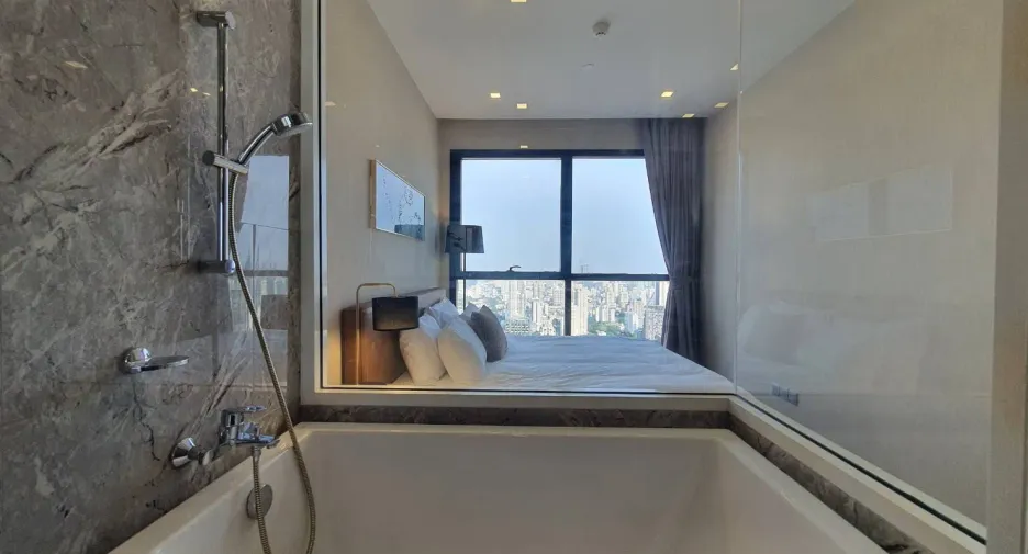 À louer 2 chambres condo à Khlong Toei, Bangkok