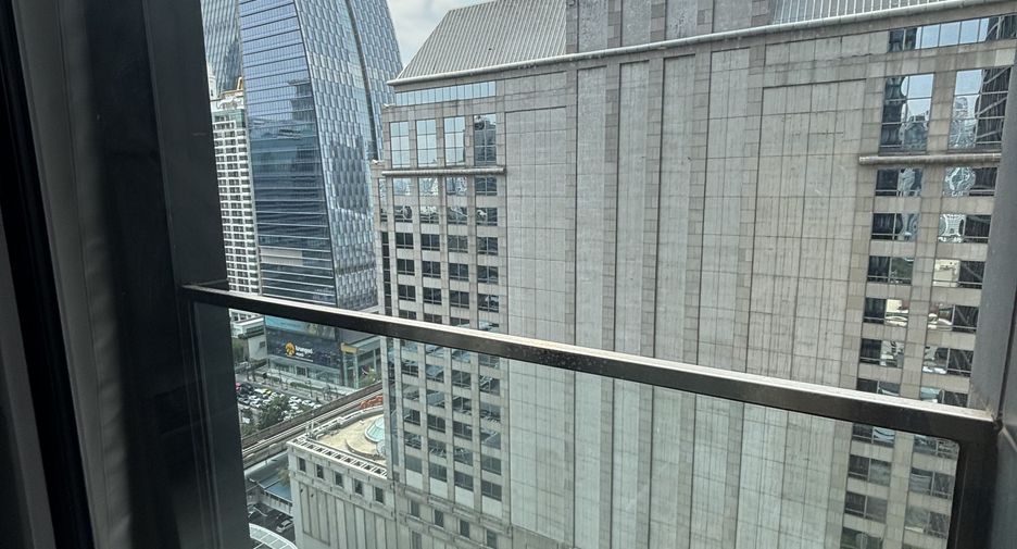 Condo en alquiler de 1 habitaciones en Pathum Wan, Bangkok