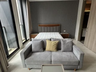 For rent 1 bed condo in Pathum Wan, Bangkok