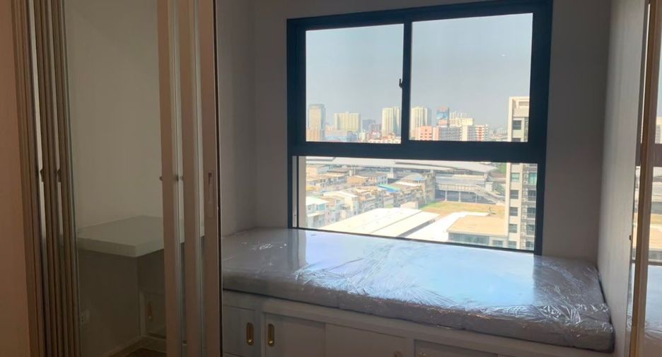Condo en alquiler de 1 habitaciones en Bang Phlat, Bangkok