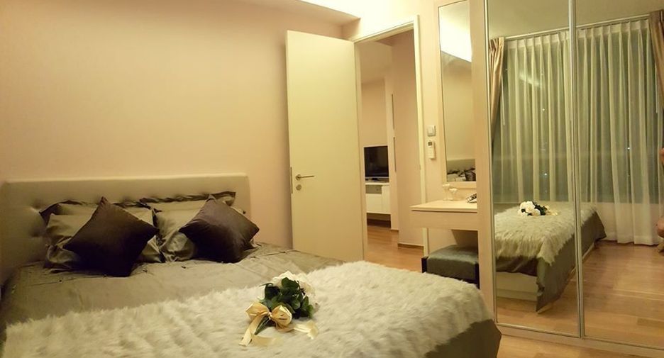 À louer 2 chambres condo à Watthana, Bangkok