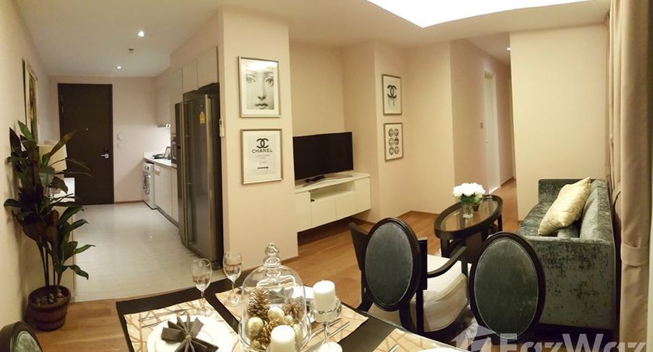 À louer 2 chambres condo à Watthana, Bangkok