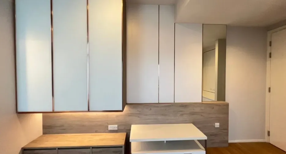 Wohnung zur Miete mit 3 Zimmer in Watthana, Bangkok