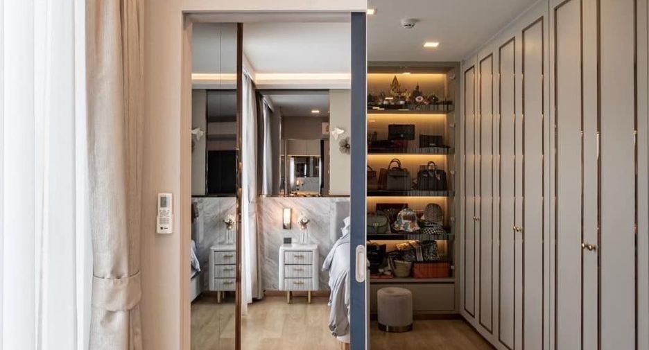 Condo en alquiler de 1 habitaciones en Yan Nawa, Bangkok