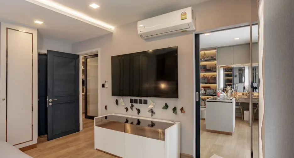 Condo en alquiler de 1 habitaciones en Yan Nawa, Bangkok