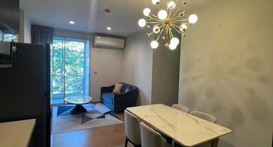 For rent 2 bedrooms condo in Watthana, Bangkok