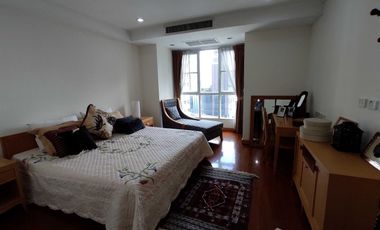 À louer 3 chambres condo à Khlong Toei, Bangkok