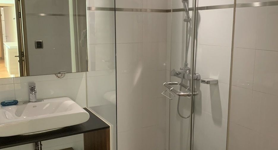Wohnung zur Miete mit 2 Zimmer in Phaya Thai, Bangkok