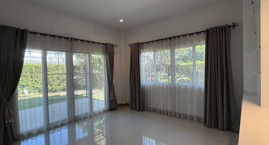 Casa en venta de 4 habitaciones en Hang Dong, Chiang Mai