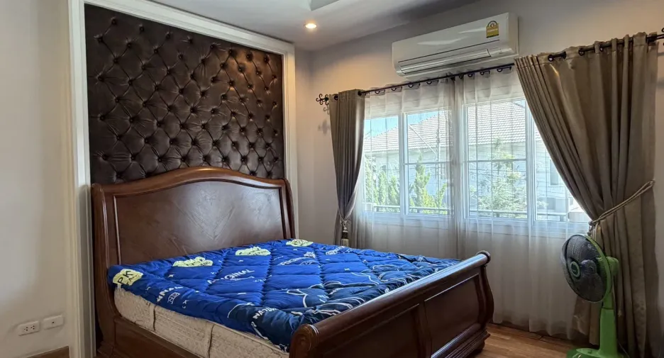 Casa en venta de 4 habitaciones en Hang Dong, Chiang Mai