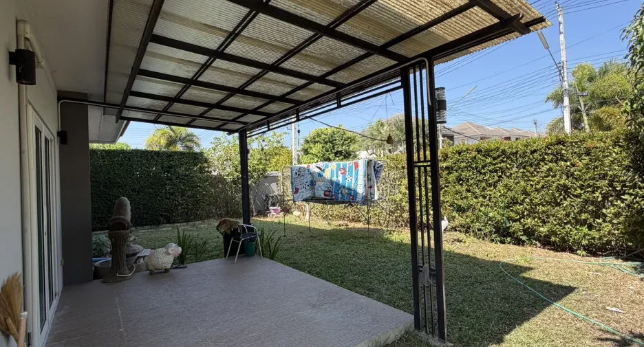 Casa en venta de 4 habitaciones en Hang Dong, Chiang Mai