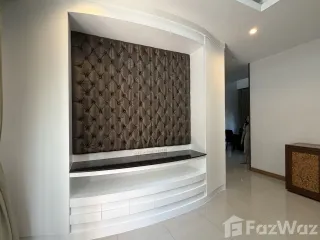 For sale 4 bedrooms house in Hang Dong, Chiang Mai