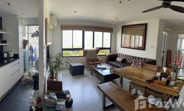 Condo en alquiler de 2 habitaciones en Suan Luang, Bangkok